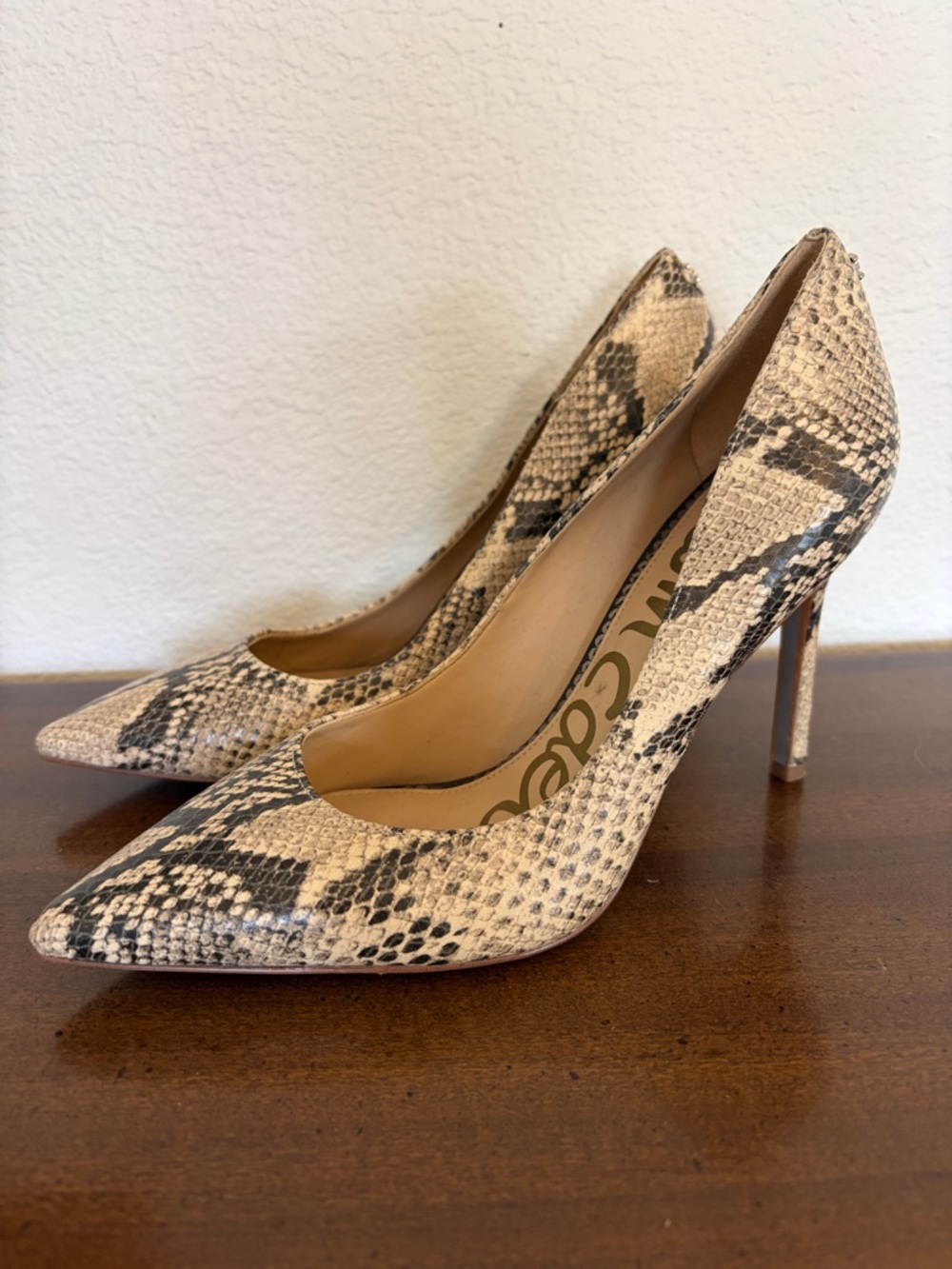 Sam Edelman Hazel Snake Print Pointed-Toe Stiletto Pumps in Beige and Black 7